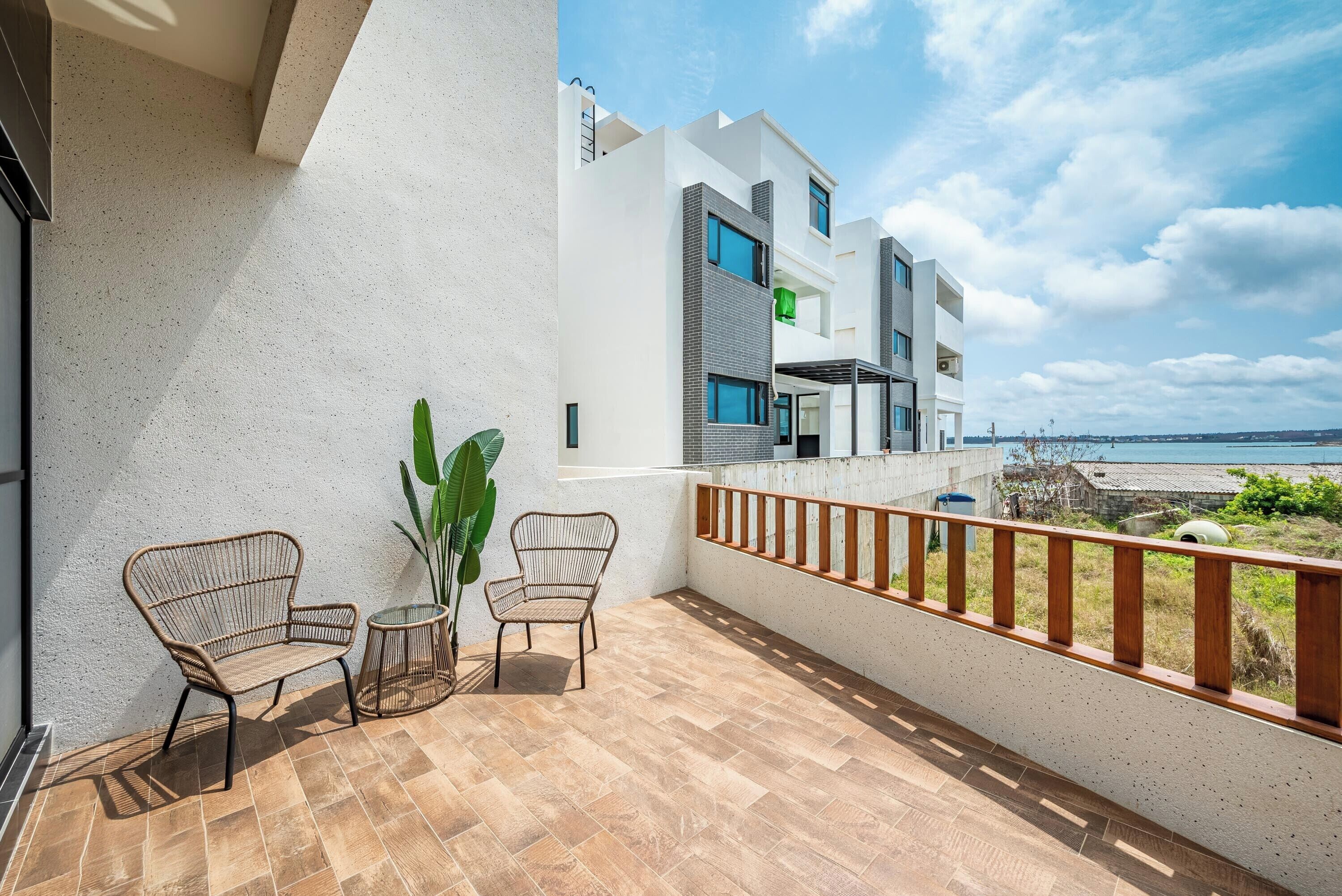 Deluxe Double Room with Balcony | Balcony