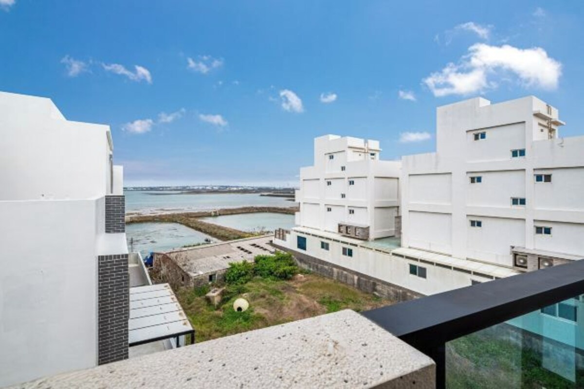 Double Room with Sea View (with balcony)