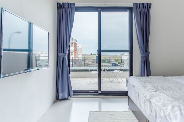 Desk, free WiFi, bed sheets