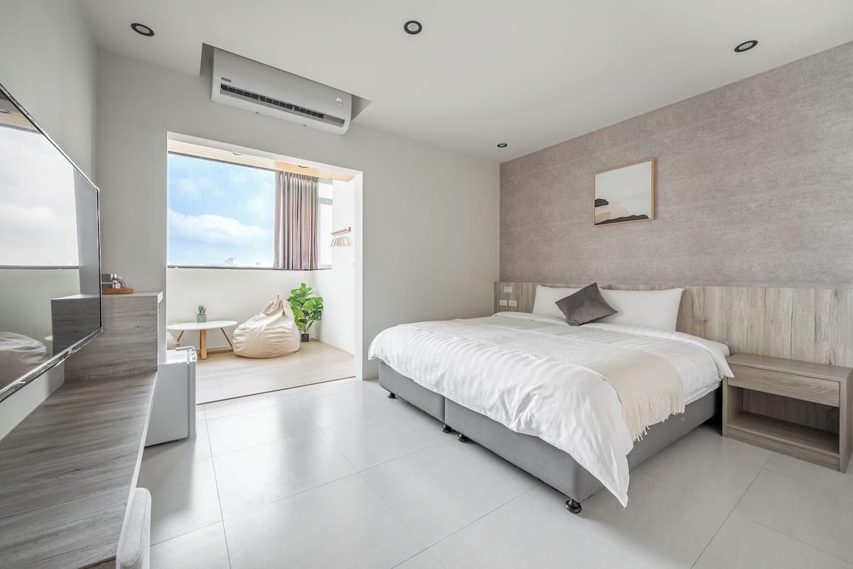 Habitación doble Deluxe | Escritorio, wifi gratis y ropa de cama