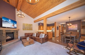 Smart TV, chimenea