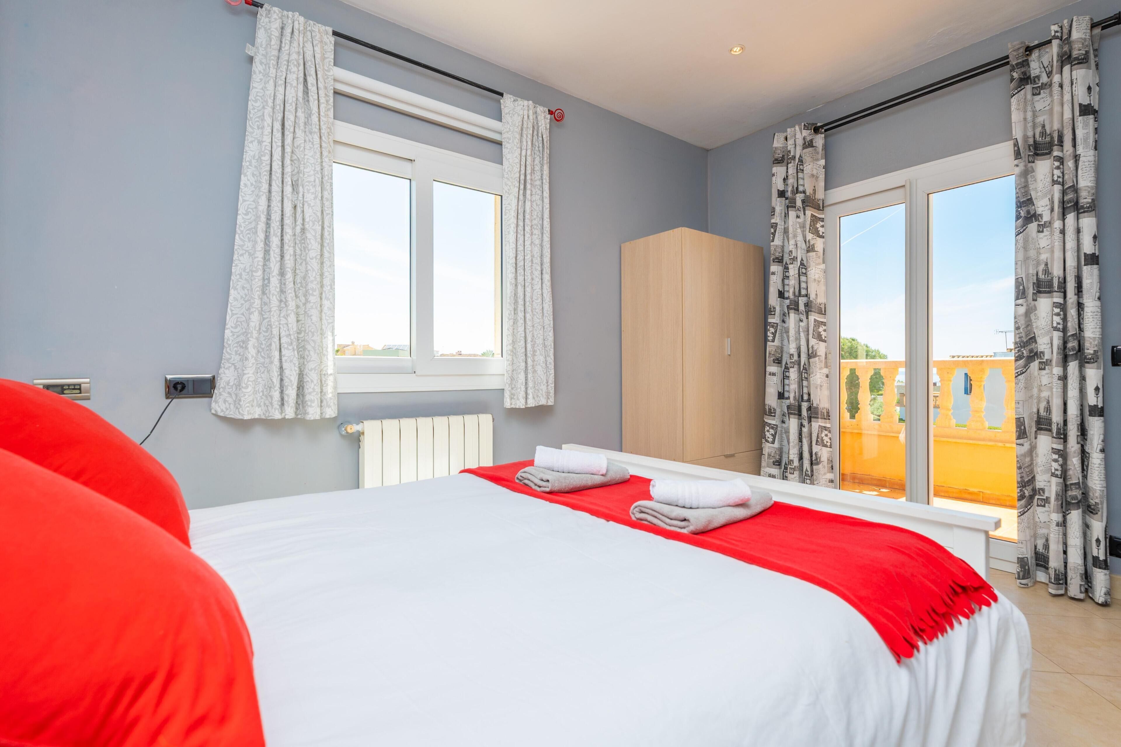 5 habitaciones, tabla de planchar con plancha y wifi gratis 