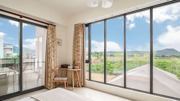 Deluxe Double Room with Mountain View and Balcony | View from room