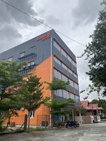 1 多间卧室、客房内保险箱、免费 WiFi