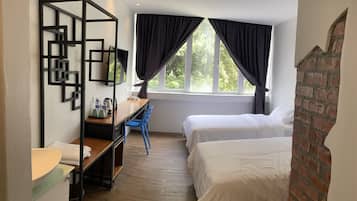 Standard Room | 1 bedroom, in-room safe, free WiFi