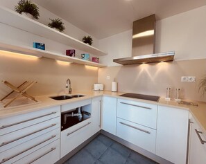 Fridge, microwave, coffee/tea maker, toaster