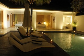 9 piscines extérieures