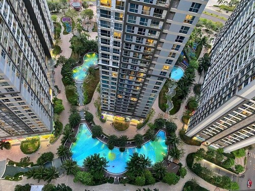 Lyshing Apartment in Vinhomes Luxury Landmark