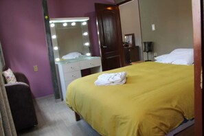 3 chambres, fer et planche à repasser, Wi-Fi, literie fournie