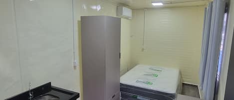 Economy Room | 1 bedroom, free WiFi