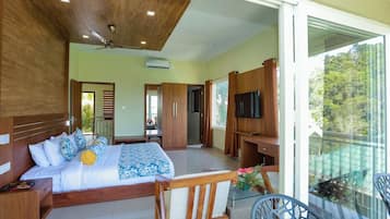 Luxe Mountain View Family Villa