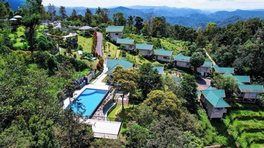 Aveda Munnar Mountains and Mist