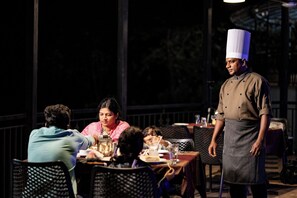 Restaurant - Aveda Munnar Mountains and Mist (Devikolam)