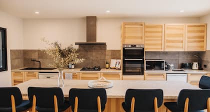 A tranquil 40 acre olive grove, comfort inside, fire pit & hot tub outside