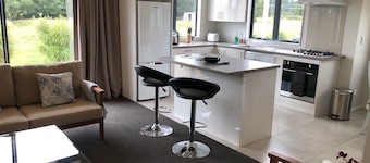 Luxuriate in Lumsden