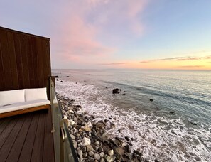 Am Strand, LiegestĂŒhle, StrandtĂŒcher