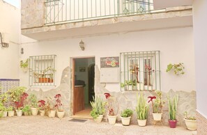 Exterior detail - Pepa's Little Corner II (Conil de la Fra.)