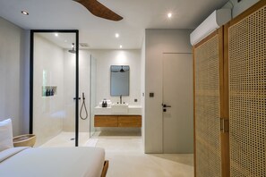 Bathroom - Villa Tortuga (Canggu)
