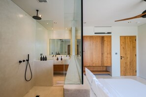 Villa | 3 bedrooms, minibar, free cribs/infant beds, free WiFi - Villa Tortuga (Canggu)