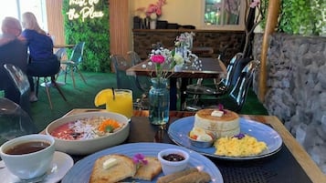 Daily cooked-to-order breakfast for a fee