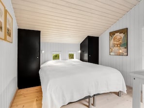 4 soverom og internettilgang