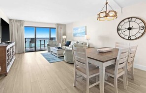 Dining - Emerald Towers 0704 (Destin)