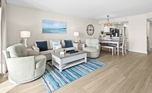 Smart TV, offices - Emerald Towers 0704 (Destin)