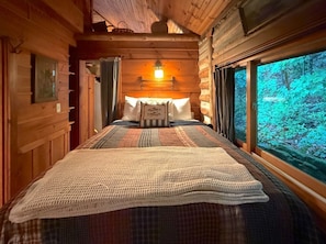 1 bedroom, desk, iron/ironing board, WiFi - Lake Lucerne Cabin # 8 Wifi+Parking+Deck Coyote's Rest (Eureka Springs)