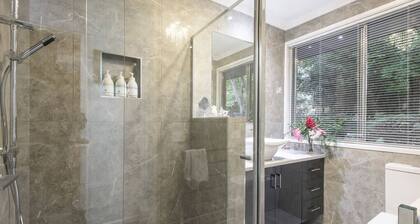 Romantic Forest Escape at The Beeches Olinda Accommodation