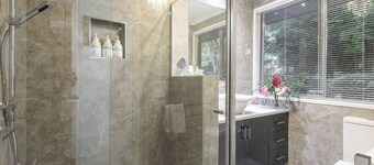 Romantic Forest Escape at The Beeches Olinda Accommodation