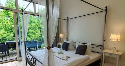 DEUTSCHE VILLA - GANZE VILLA mit Sauna und großem Garten, Kamine, Spielplatz,