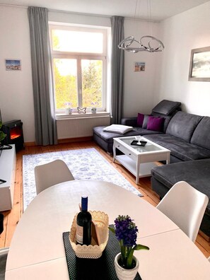 Uklassifisert bilde, 2 av 33, knapp