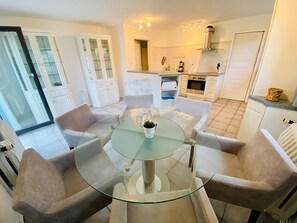 Dining - Landhaus Mähl mit Sauna und Großem Grundstück mit Pwk-stellplätzen - Ostsee Landhaus Mähl mit Sauna (Prerow)