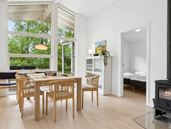 Dining - "Majvor" - 200m from the sea by Interhome (Hadsund)