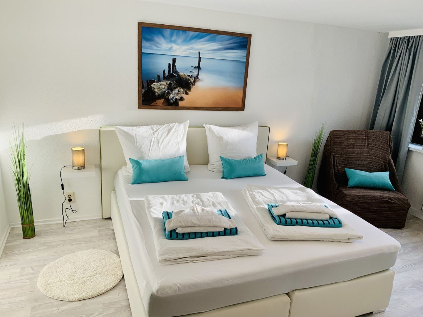 4 habitaciones, escritorio, tabla de planchar con plancha y wifi 