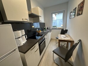 Unclassified image, 4 of 20, button - Seestern - Ferienwohnung Seestern Inkl. Stellplatz + Garten (Rostock)