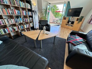 Télévision, chaîne hi-fi