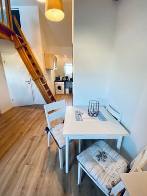 Uklassifisert bilde, 4 av 12, knapp