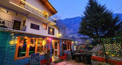 Page 3 - Riverside Rooms & Bar