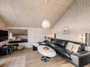 Tv och eldstad