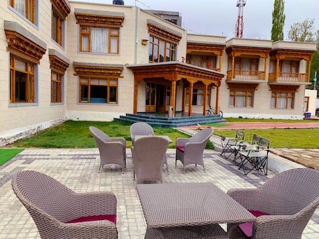 Exterior detail. Niran Boutique Hotel
