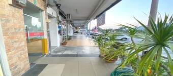 OYO 89715 CK Hotel 2