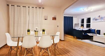 3 Bedroom 10min Walk to the UofA/Hospital.