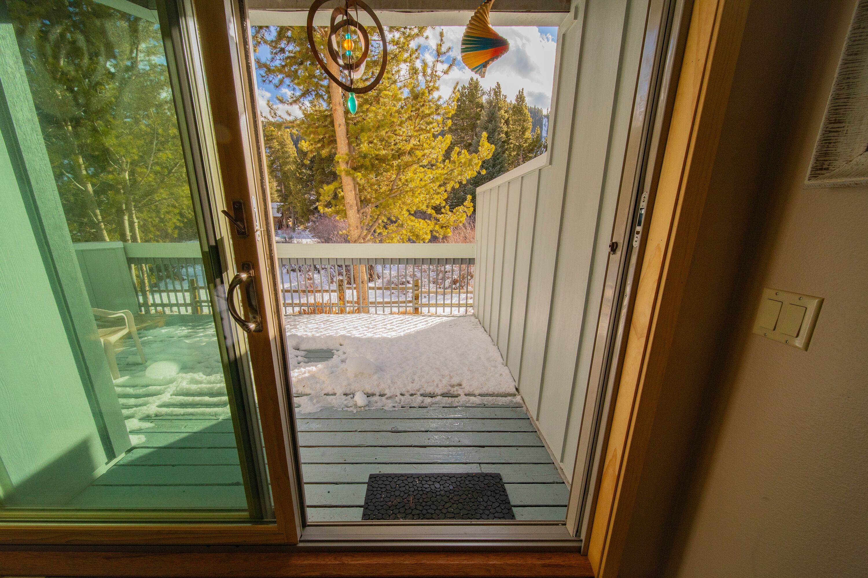 Condo (Liftside 20B) | Exterior