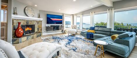 Smart TV, fireplace, printers