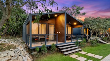 Cabaña | 1 dormitorio, ropa de cama de alta calidad, minibar y caja fuerte