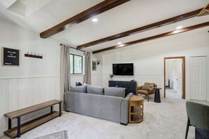 TV, offices - Noble Estate! Pet-Friendly w Hot Tub & Fire Pit (Colorado Springs)