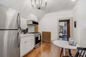 Fridge, microwave, oven, stovetop - Noble Estate! Pet-Friendly w Hot Tub & Fire Pit (Colorado Springs)