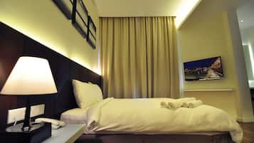In-room safe, desk, laptop workspace, blackout curtains