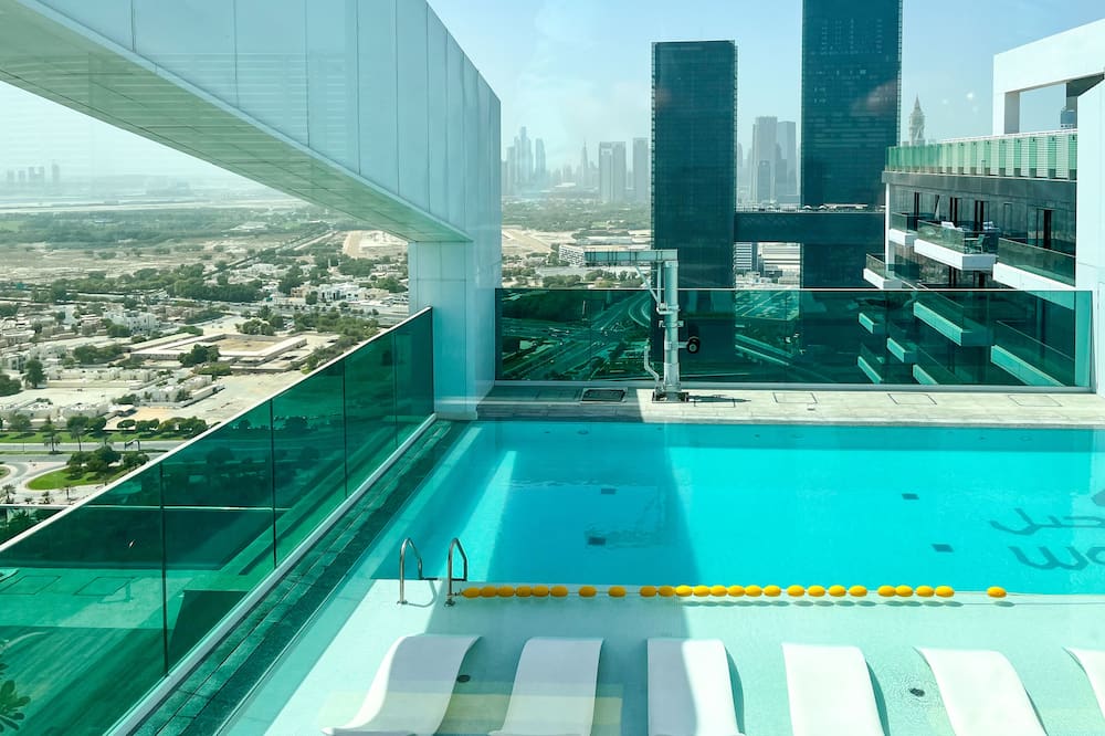 HomesGetaway-2BR Apt in 1 Residences